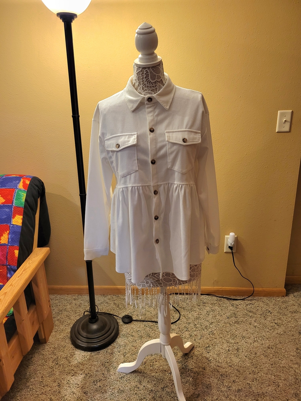 Jinzhao White Button-Front Peplum Shirt with Patch Pockets